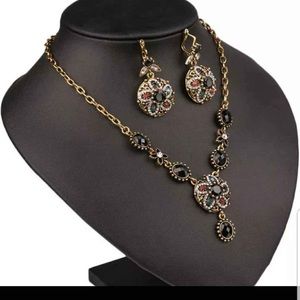 Necklace with earrings